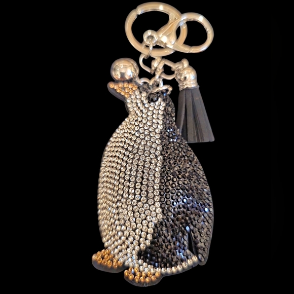 Sparkly Penguin Rhinestone Bag Charm – Cute Keychain A - Picture 1 of 2
